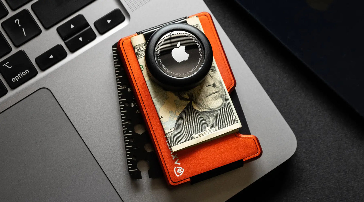 Best AirTag Wallet For Men in 2024