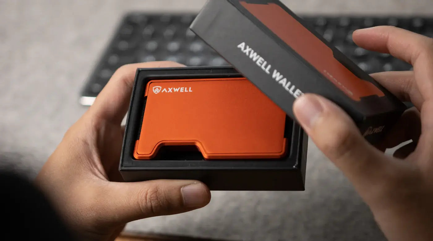 Rigid Wallet Gift Guide For Men