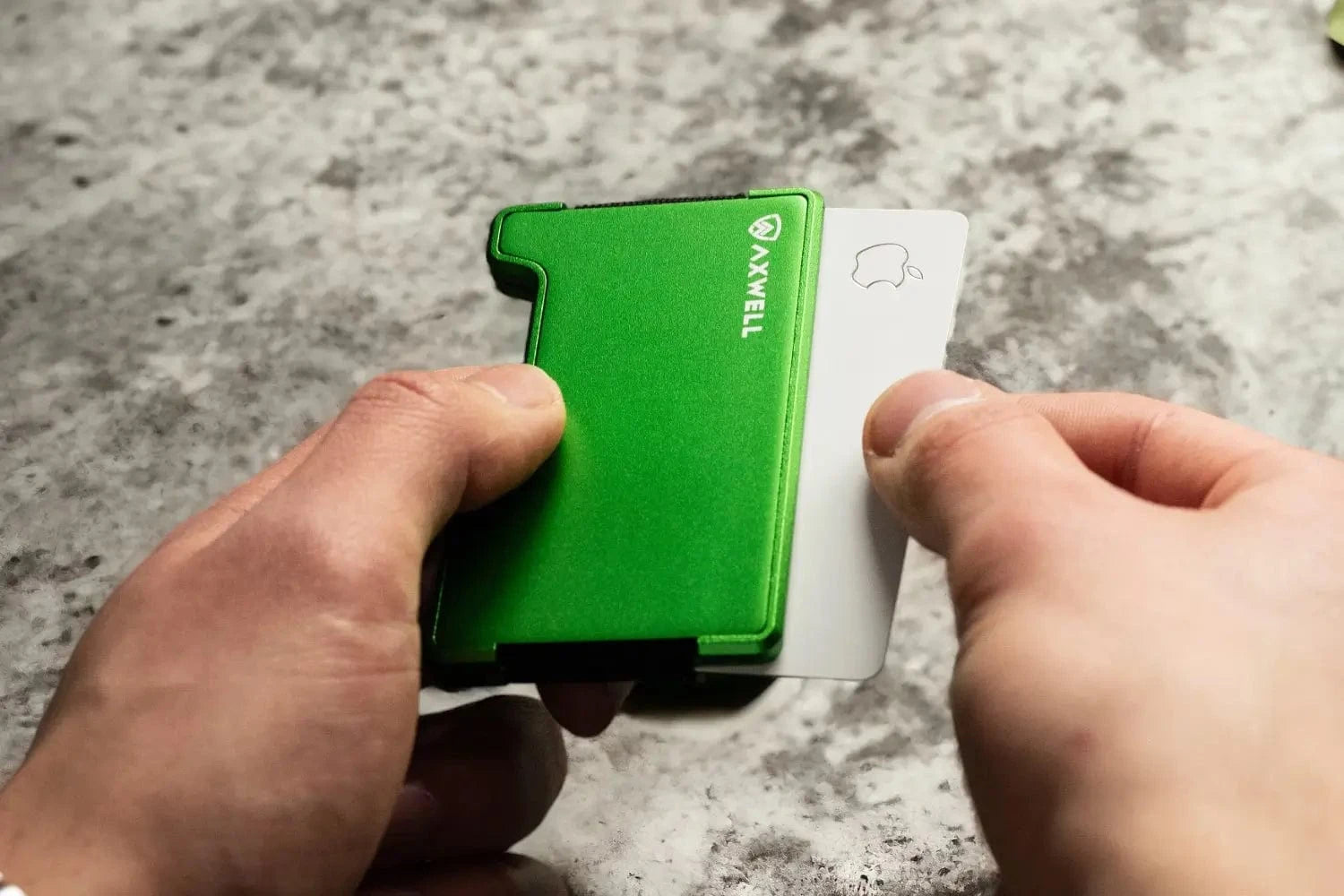 AirTag Wallet - Alien Green Wallets & Money Clips Axwell