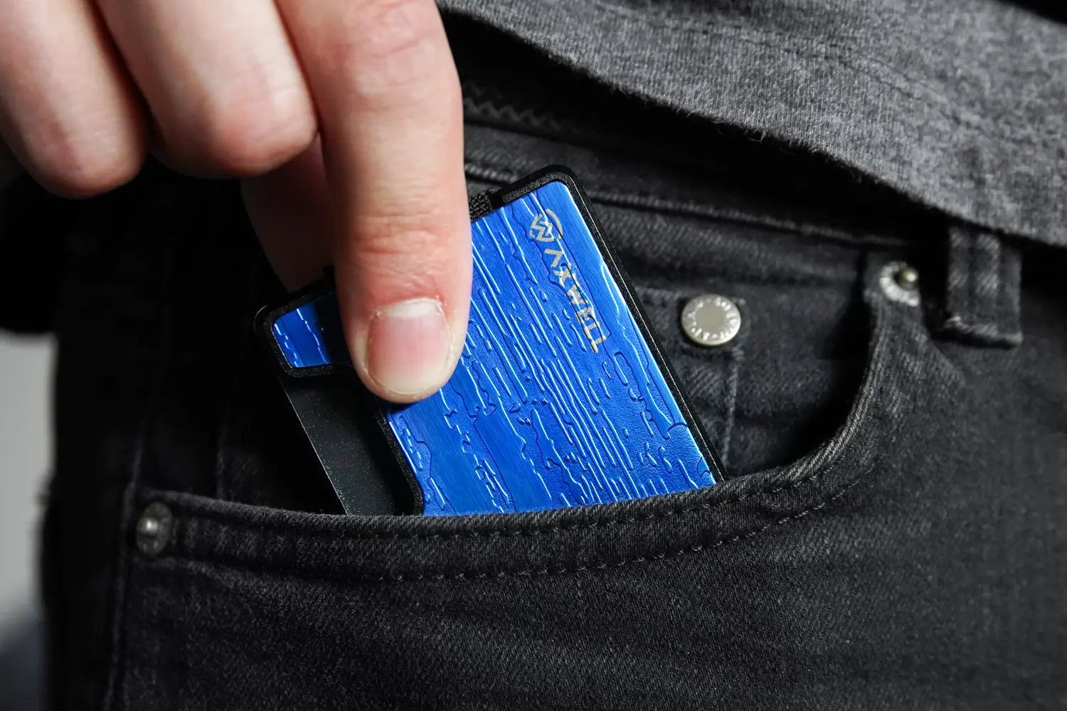 Damascus Cobalt Wallet Lifestyle
