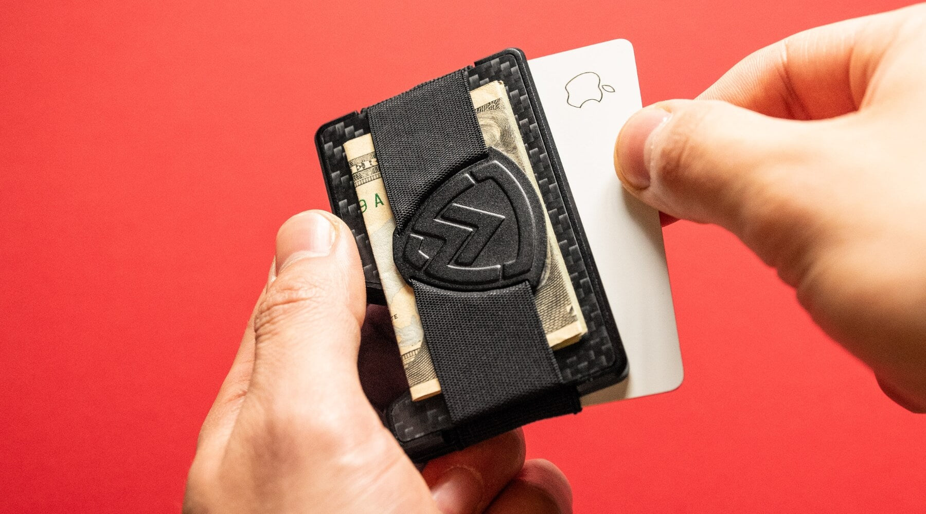 Top Features of RFID Blocking Wallets